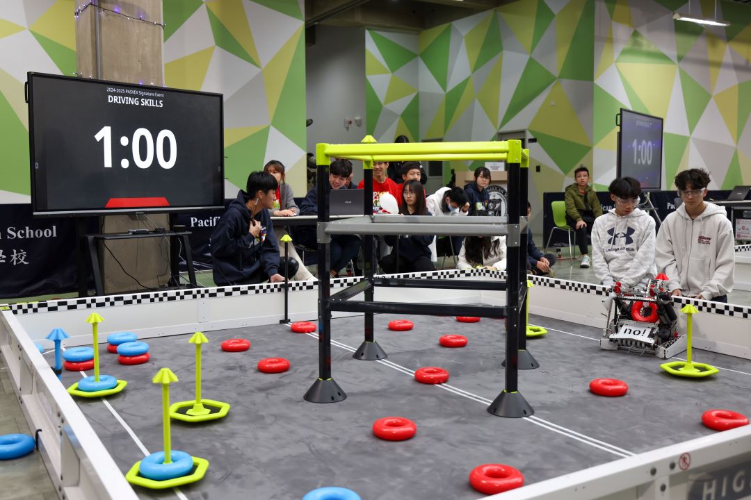 Event staff can easily set up a competition timer on the ViewBoard IFP.