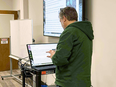 University Faculty and IT Team Gain Efficiency and Efficacy with ViewSonic® Digital Podiums