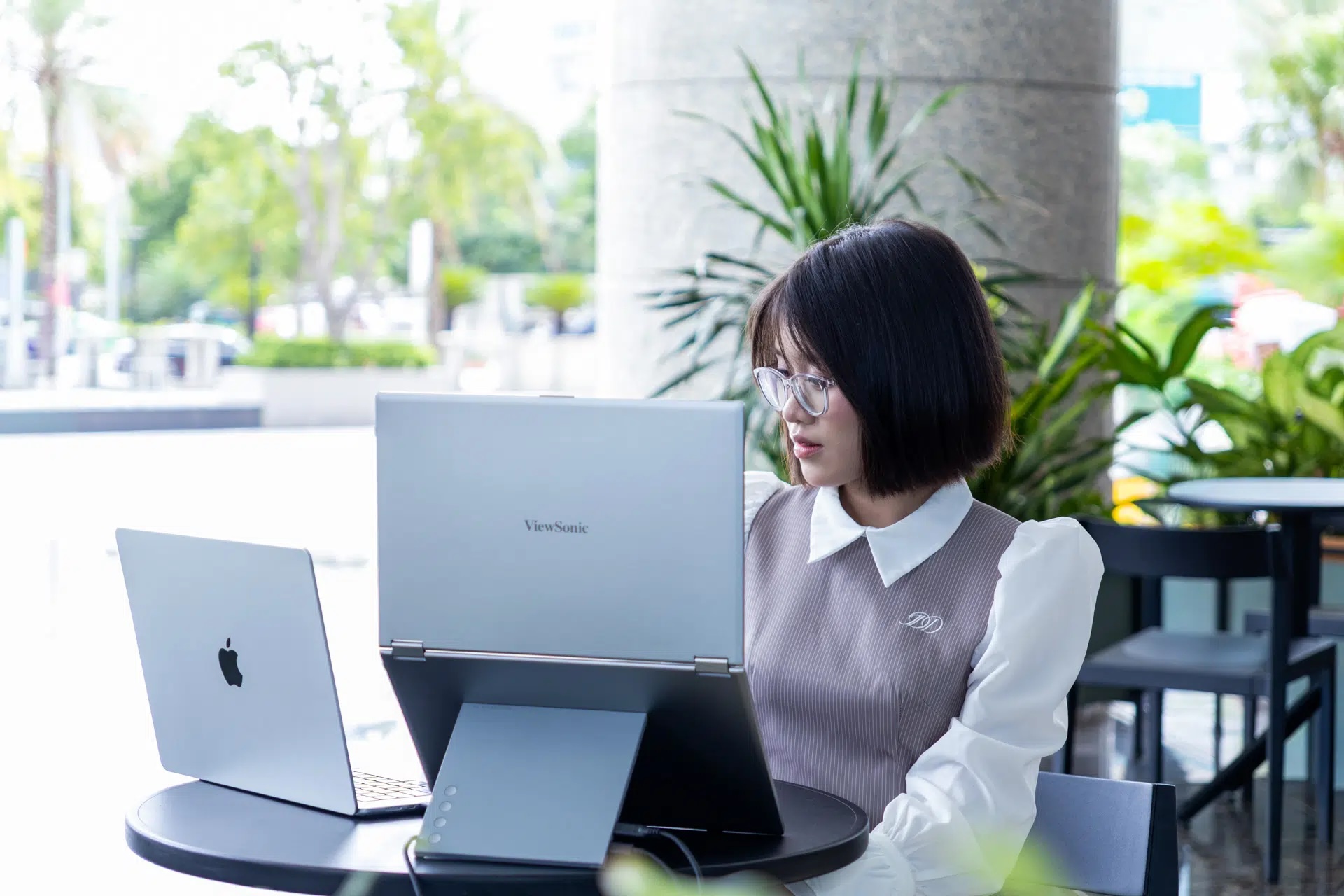 Đánh giá Màn hình kép di động ViewSonic VG1457