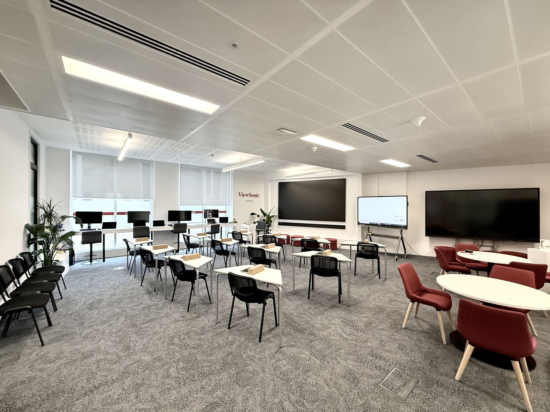 Demo Room